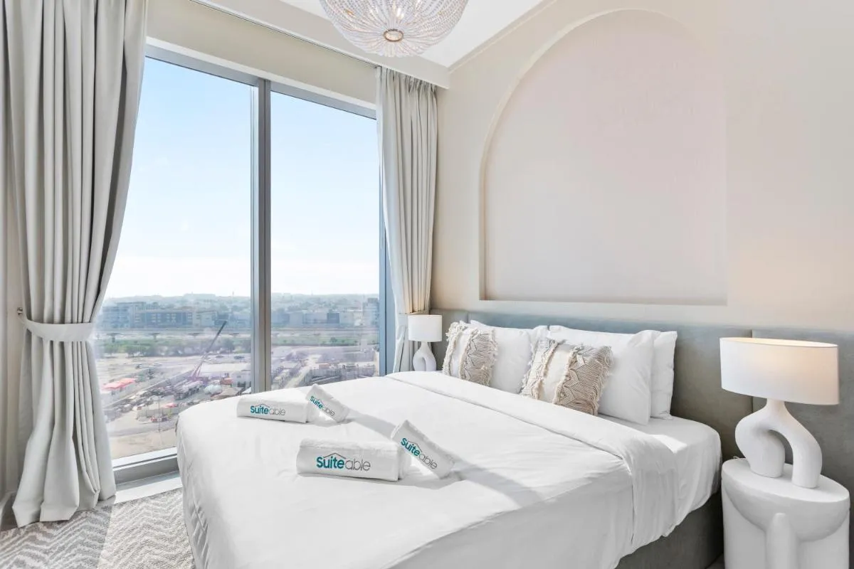 Luxurious Living in a 2 Bedroom at Forte Downtown - 3