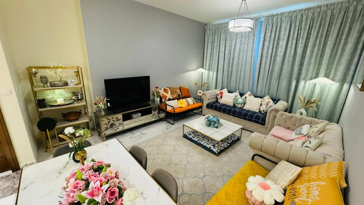 Luxurious Spacious with Breathtaking Views Spacious Burj View Luxury Apartments on High Floor Central Dubai Business Bay Downtown - 3