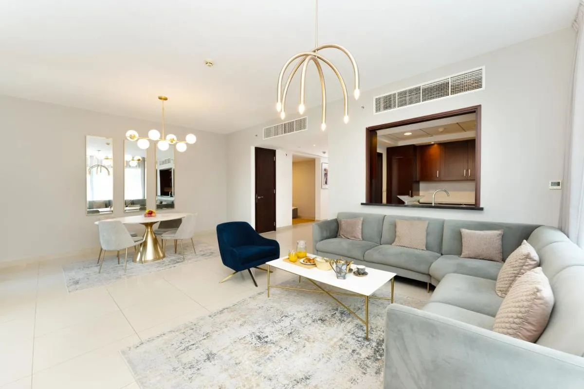 Luxury 1BR -Stunning Burj Khalifa & Fountain Views - 2