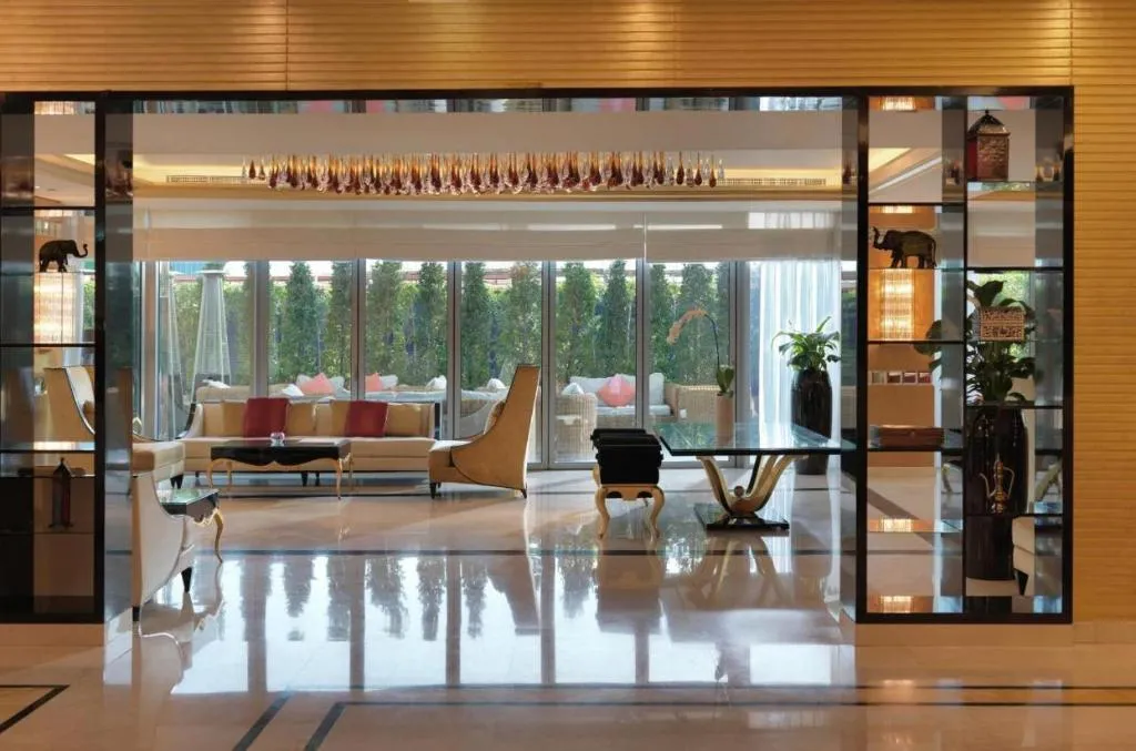 Luxury 1BR With Burj Khalifa View in a 5 star Hotel Facilities – 5 min walk to Dubai Mall