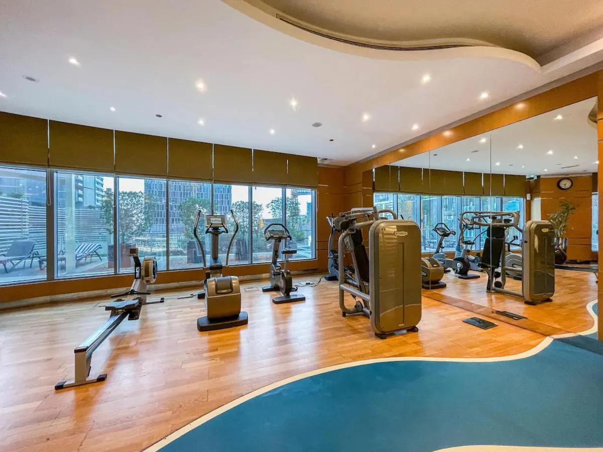 Luxury 1BR With Burj Khalifa View in a 5 star Hotel Facilities – 5 min walk to Dubai Mall - 2
