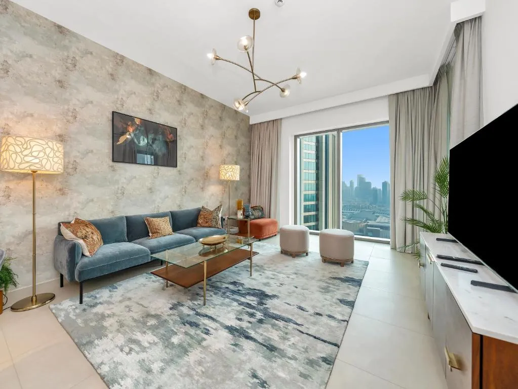 Luxury 2BR, Burj and Fountain View, 2 min walk to Dubai Mall Zabeel