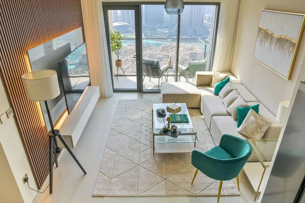 Luxury 2BR High floor Apt. w/ Burj Khalifa view with laser light show and Dancing Fountain View - 3