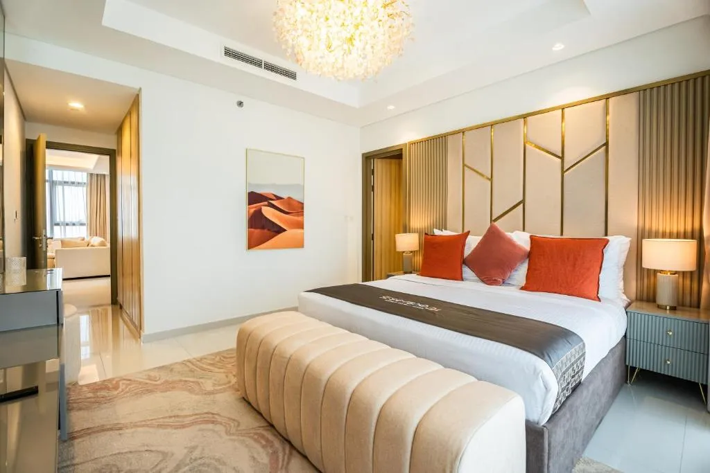 Luxury 2BR Paramount Midtown Business Bay Dubai