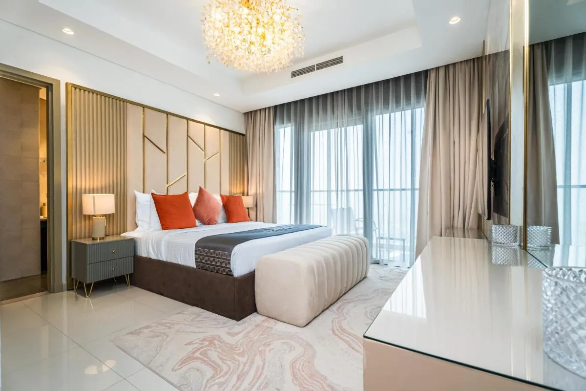 Luxury 2BR Paramount Midtown Business Bay Dubai - 3