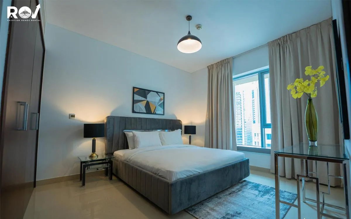Luxury 2 Bedroom Suite with Full Burj Khalifa View - 3