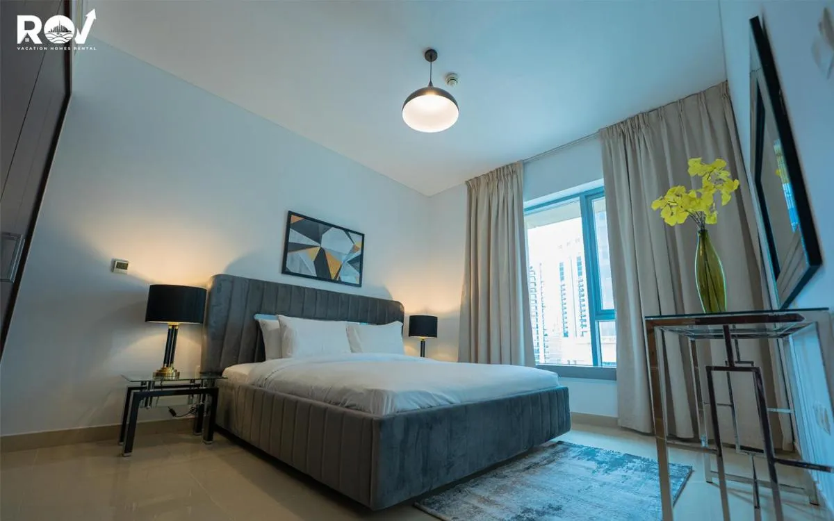 Luxury 2 Bedroom Suite with Full Burj Khalifa View - 2