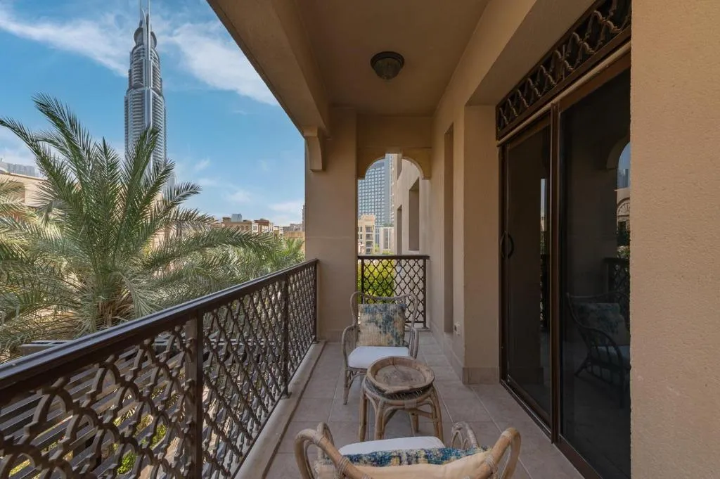 Luxury 2Bedroom in Dubai Old Town with Burj View