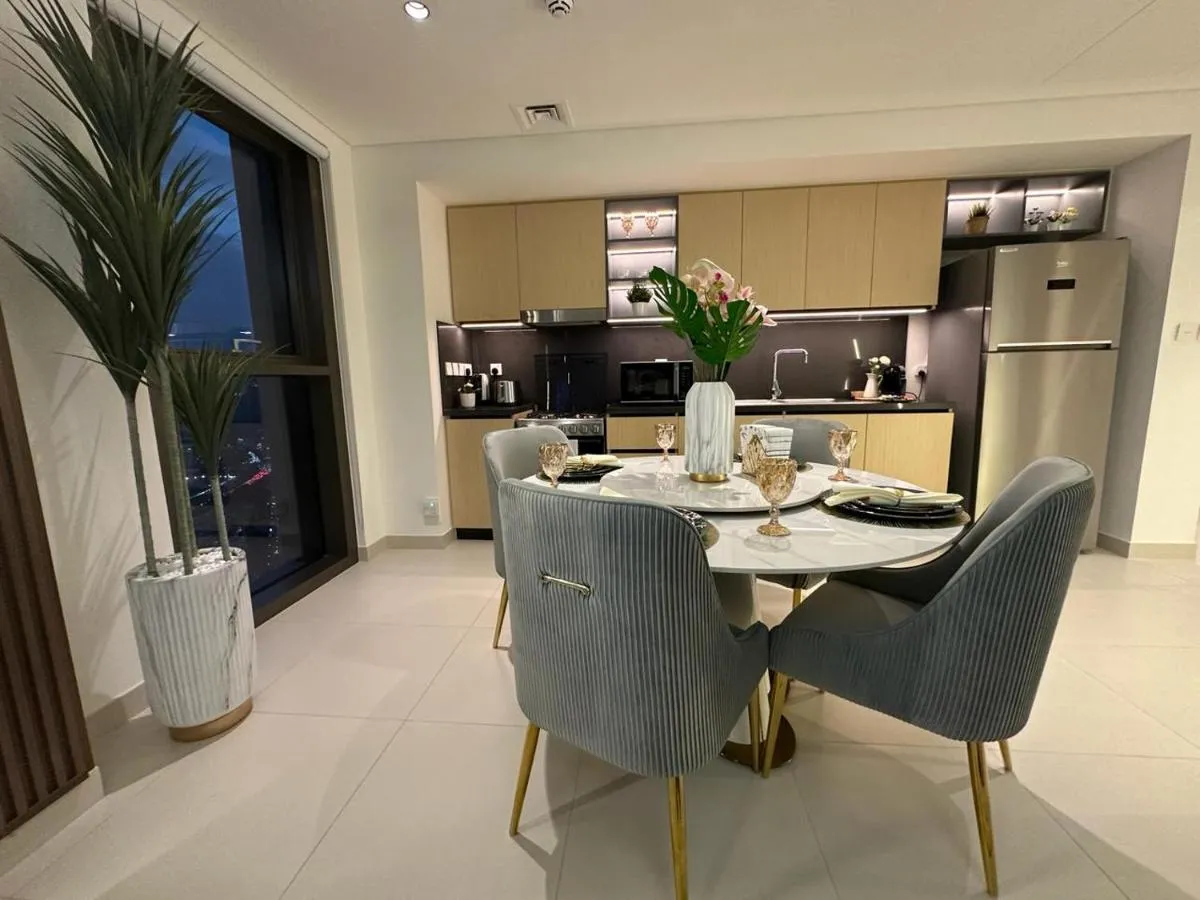 Luxury Apartment Burj Crown Burj Khalifa View - 3