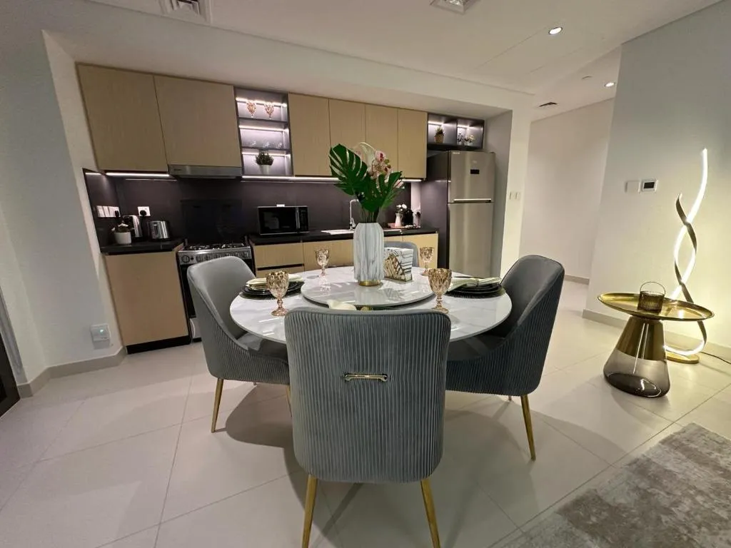 Luxury Apartment Burj Crown Burj Khalifa View