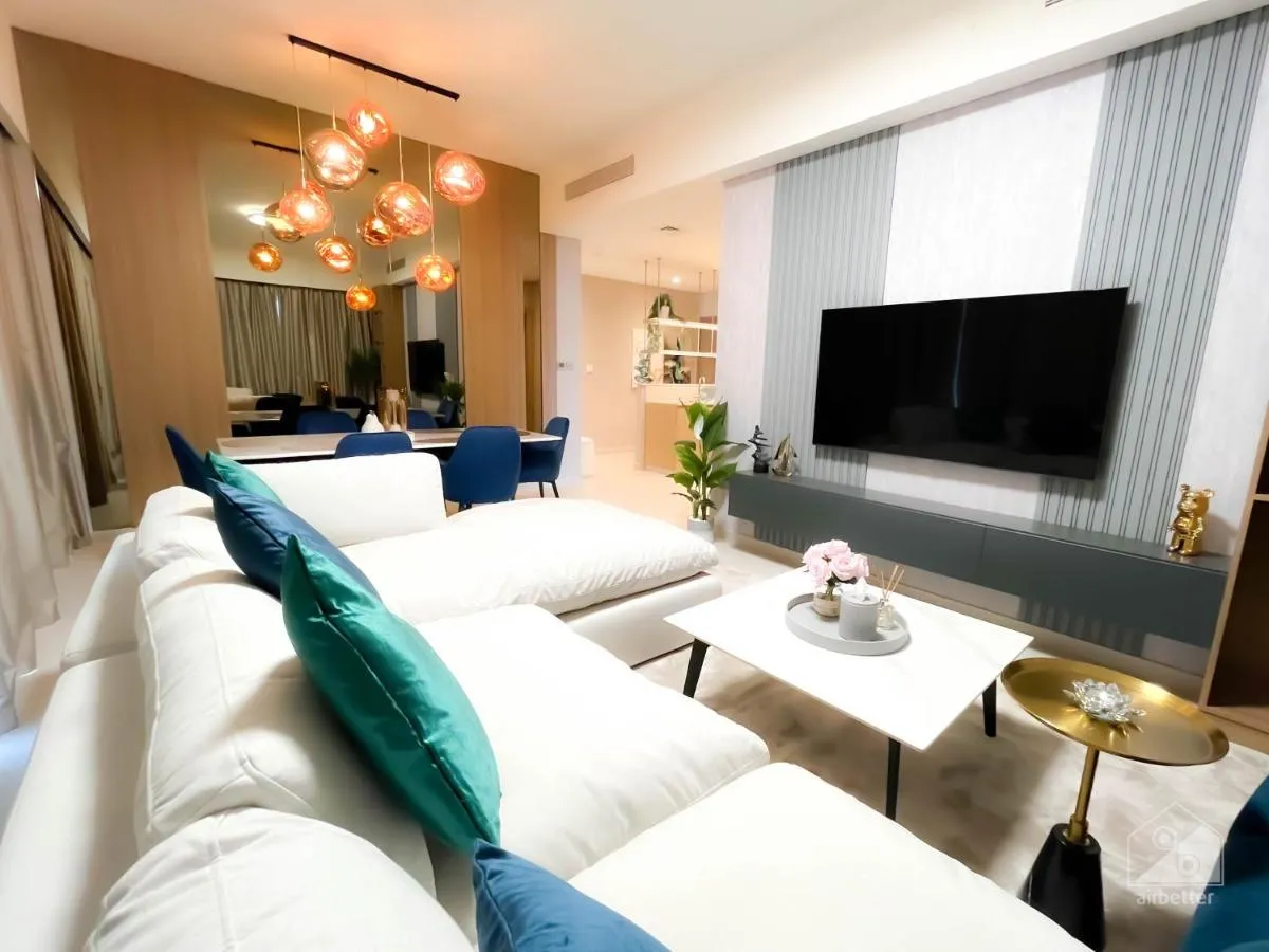 Luxury Burj Royale Apt Balcony Burj Khalifa View - 2