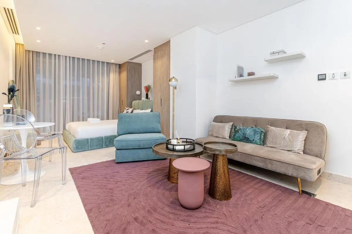 Luxury Studio! Walk To Burj Khalifa Sleeps 3! - 3