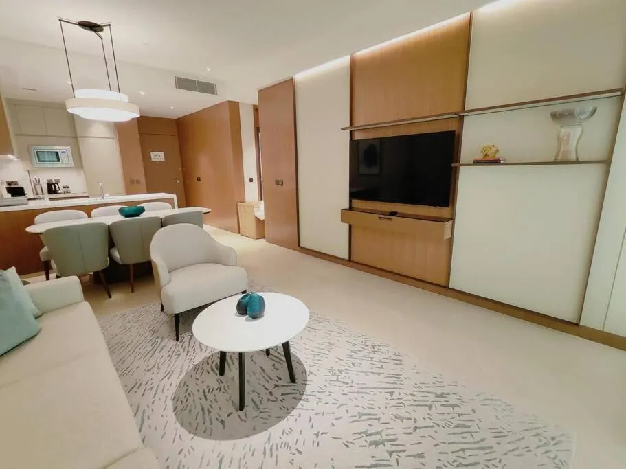 Luxury of 1 minute walk to Burj Khalifa & D/Opera - 2