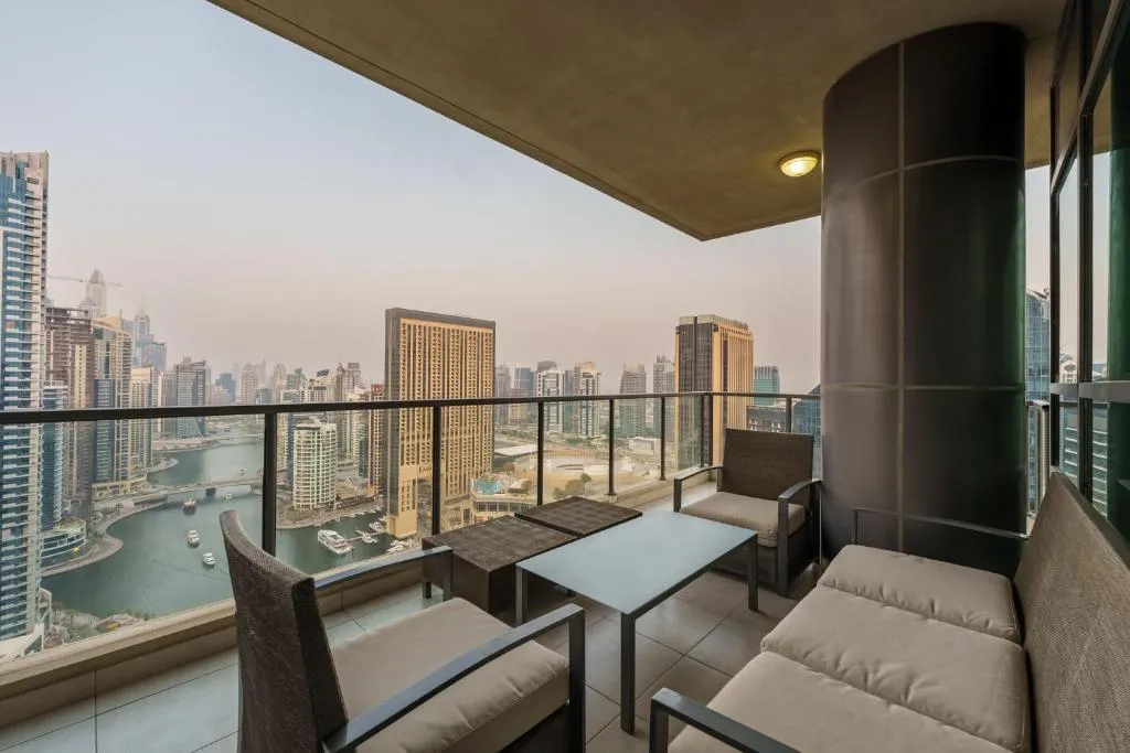 Maison Privee – Dreamy Apt with Jaw-Dropping Marina Views
