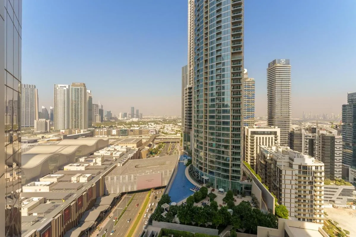 Maison Privee – Inviting Apt with Fabulous Dubai Canal & Skyline Vws - 2