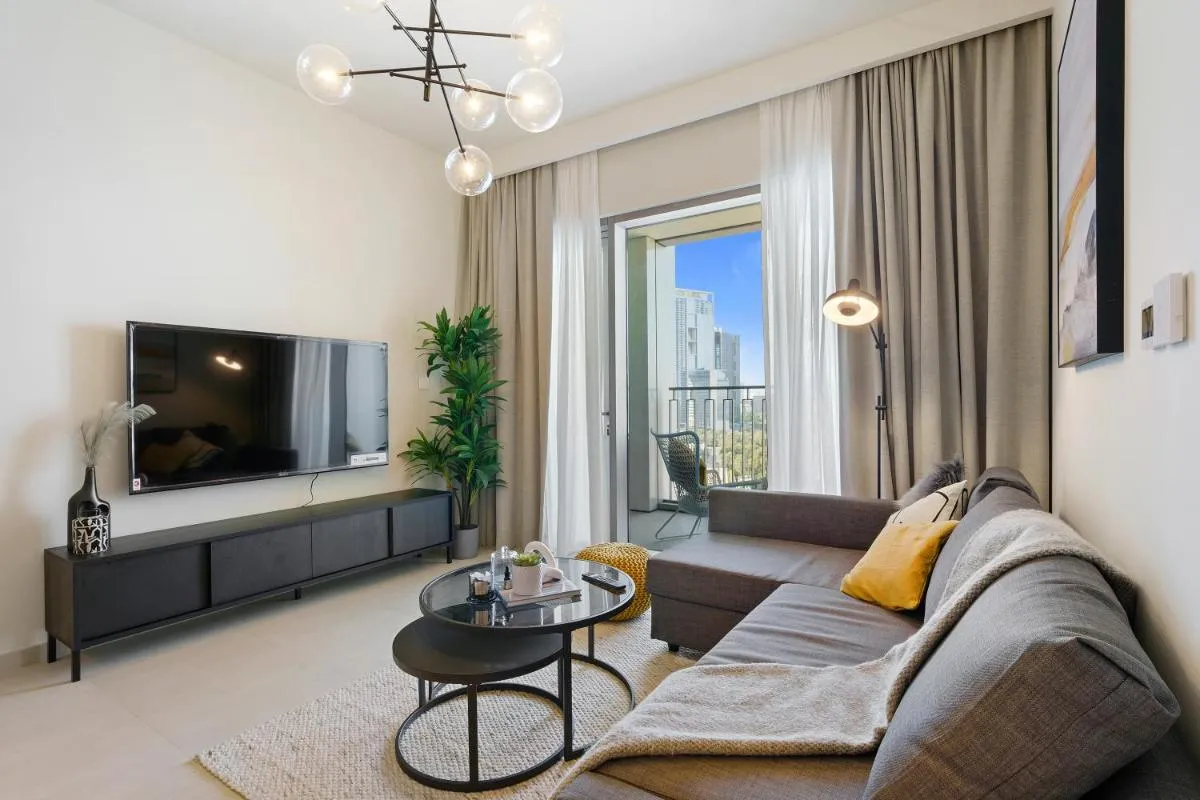 Modern 1br In Downtown Views Near Dubai Mall - 2