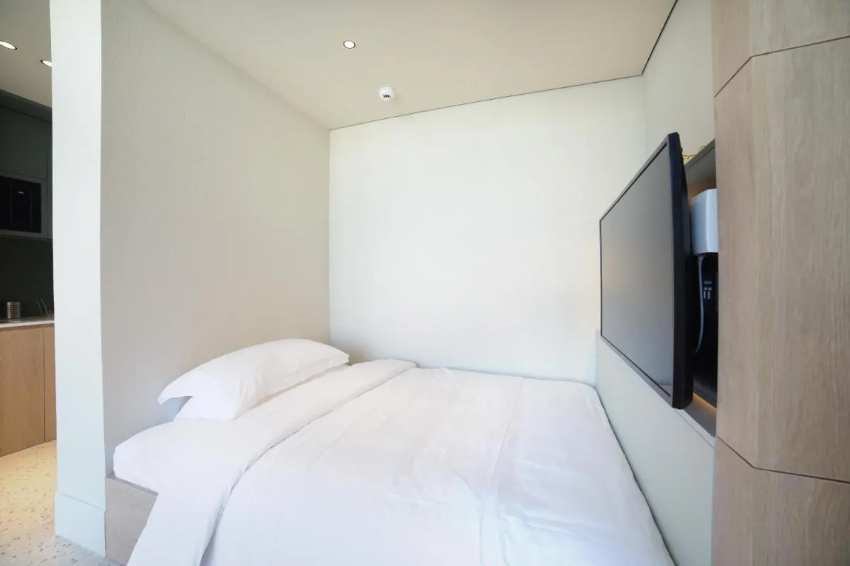 Modern Executive Studio at Upside Living - 3