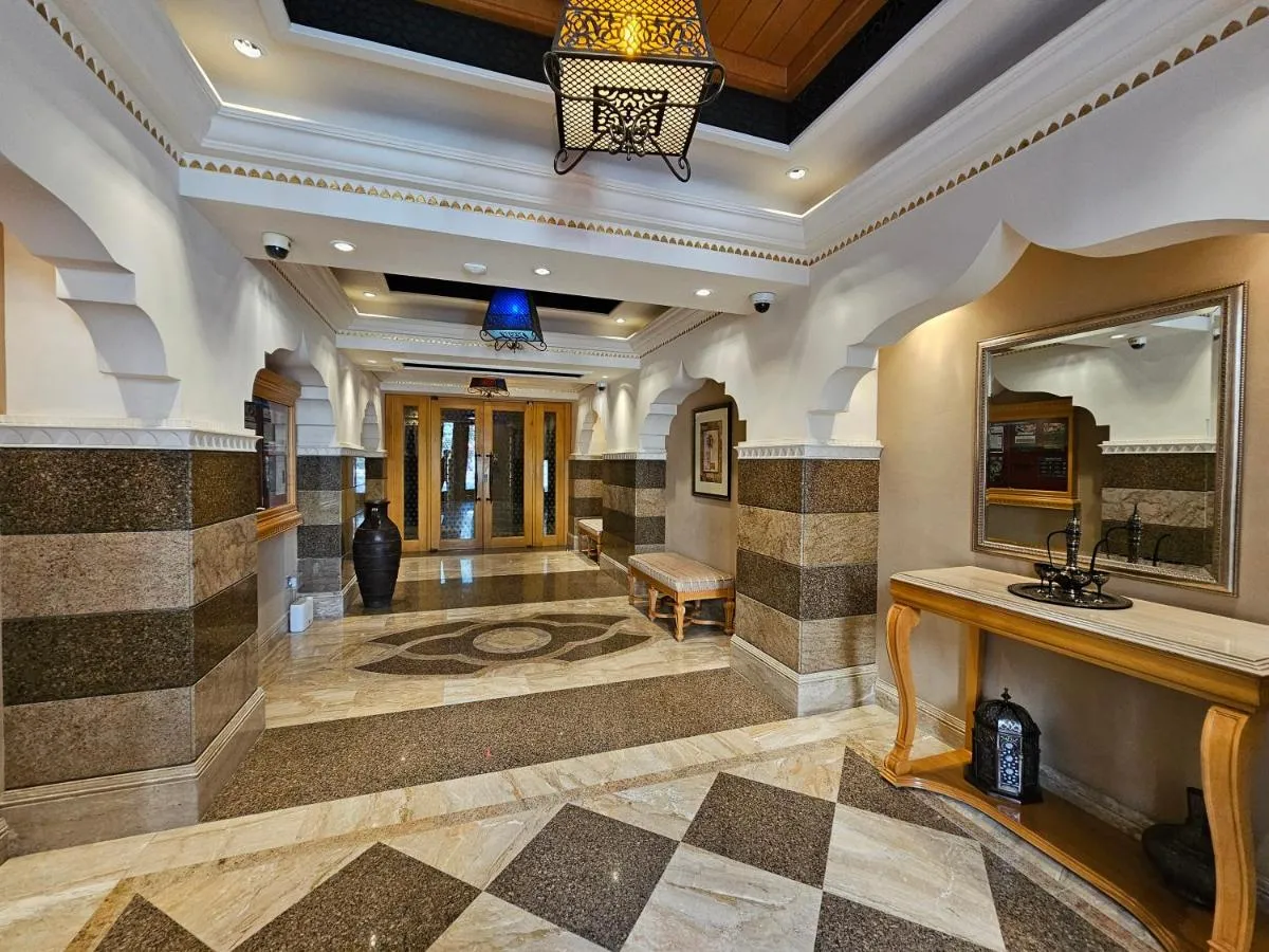 PALACE DOWNTOWN APARTMENT - 3