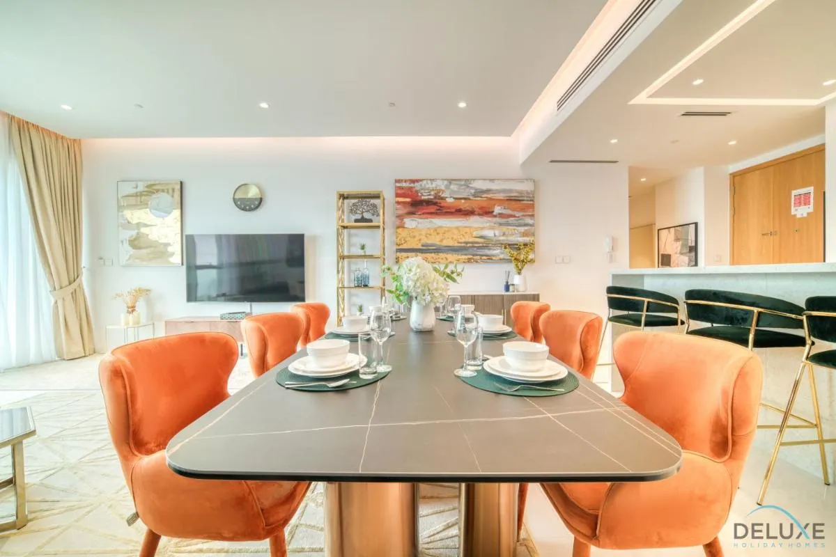 Picturesque 3BR with Assistant Room at The One JBR by Deluxe Holiday Homes - 3