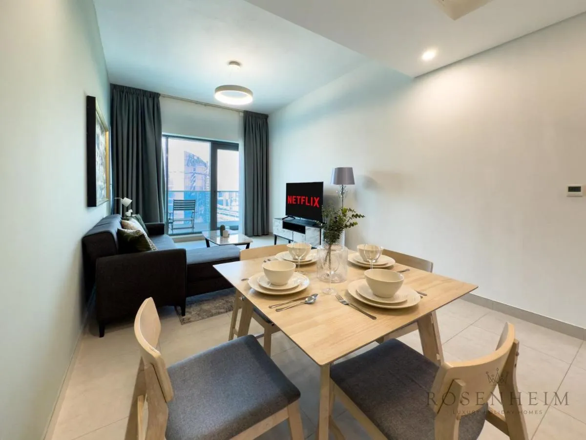 Rosenheim | 1 BR Modern Stay w/Burj Khalifa view - 3
