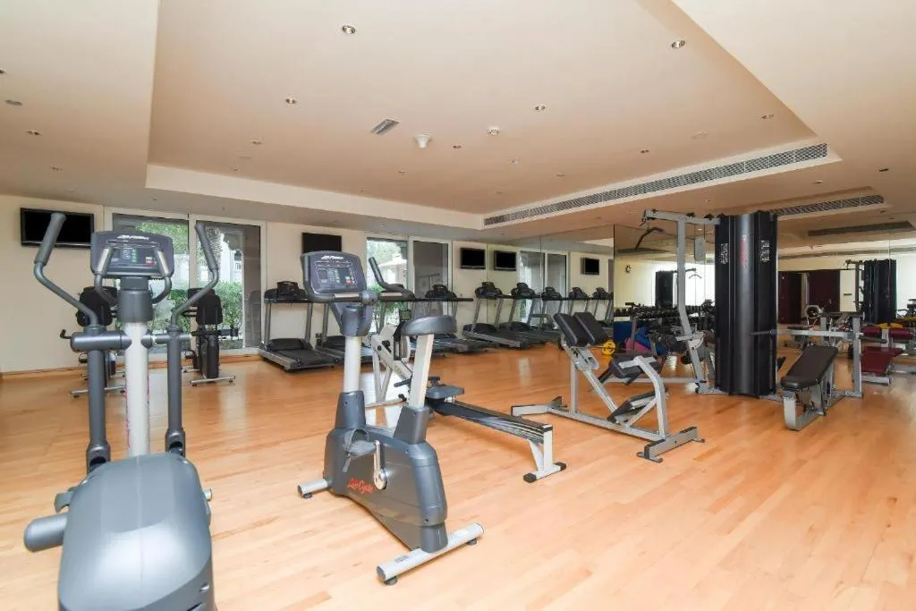 Royal Club By RVHR, Grandeur Residence Crescent Palm Jumeirah - 3