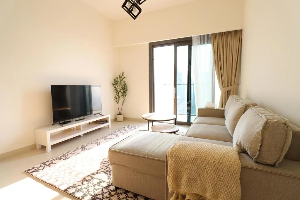 Sea & City Views – Burj Crown – 5 Min Walk to Mall