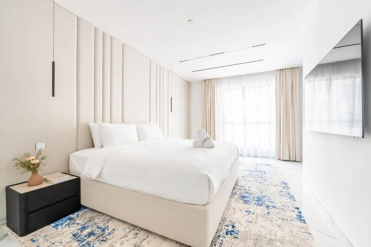 Seaside Elegance – NEW Luxury 3-Bedroom Apt in JBR - 3