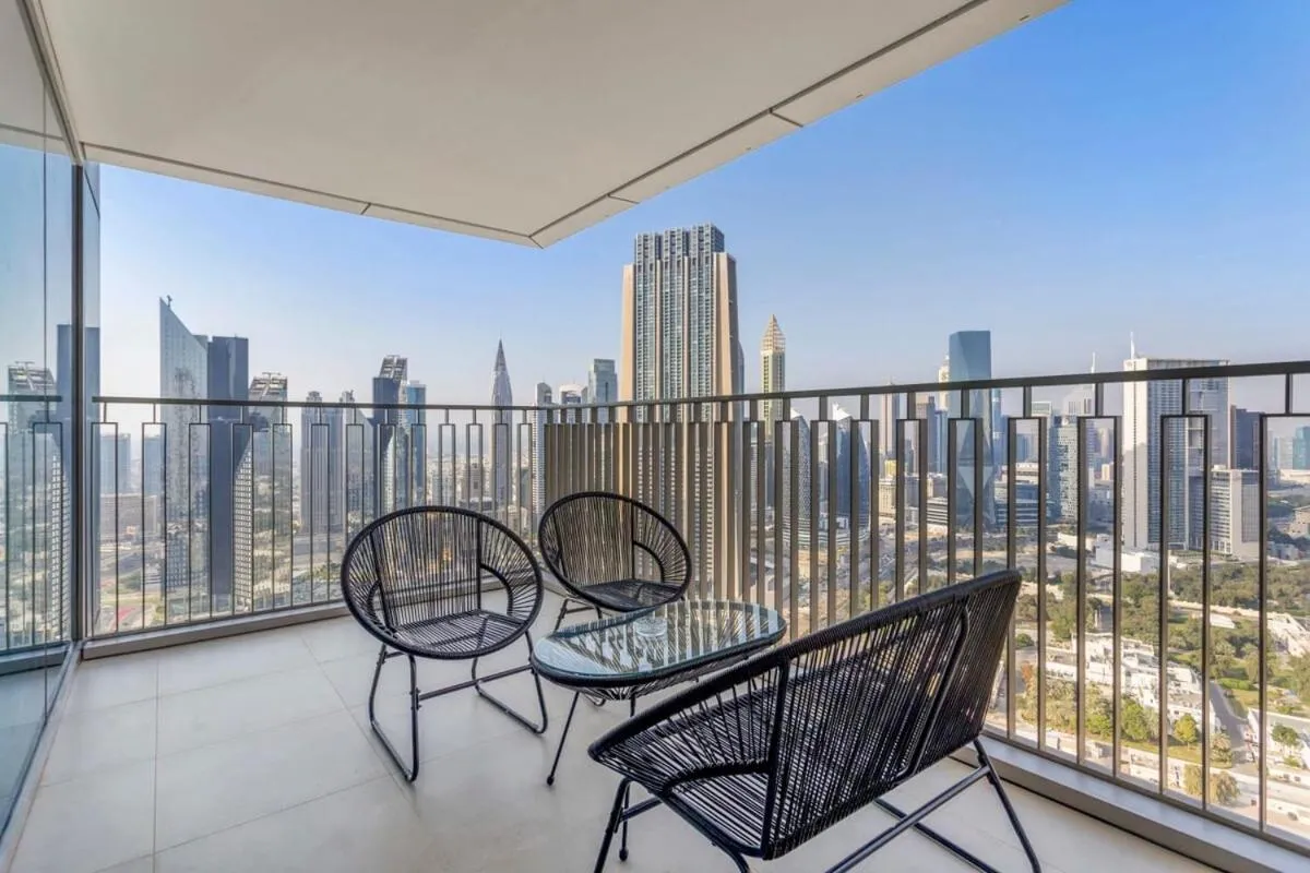 Silkhaus High Floor 2BDR with View with Pool & Gym - 2