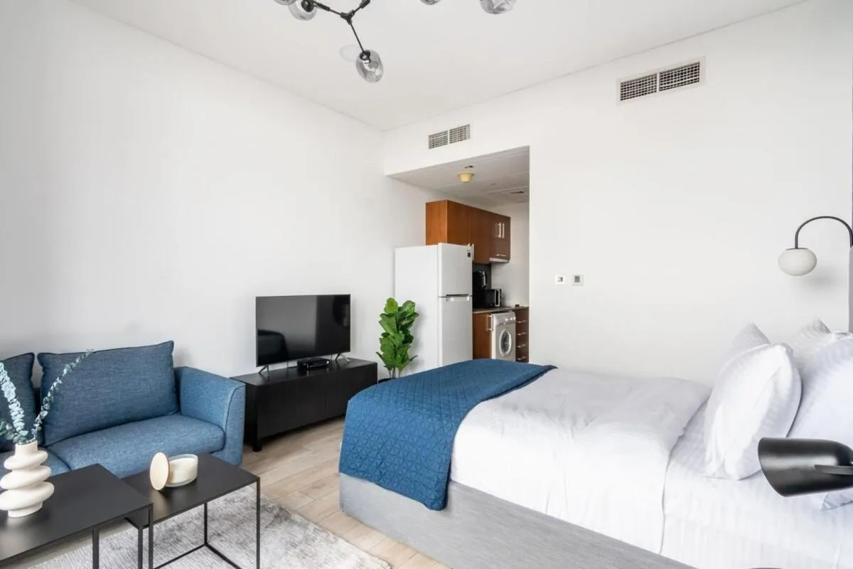 Silkhaus comfy DIFC studio with Burj Khalifa view - 3