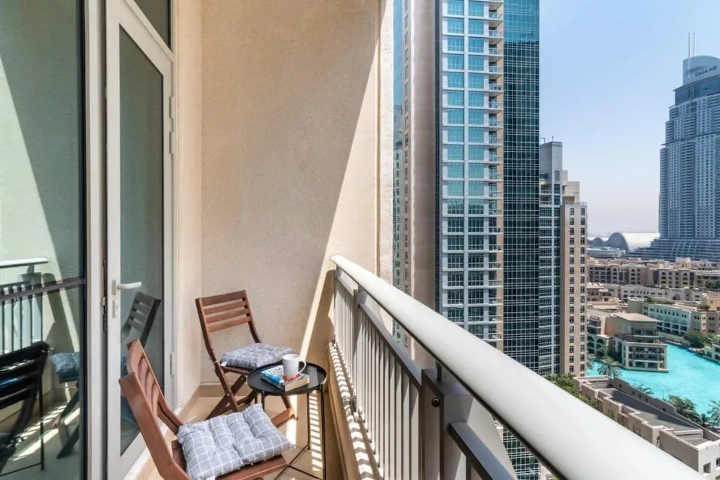 Silkhaus lovely studio with Downtown view in Boulevard central