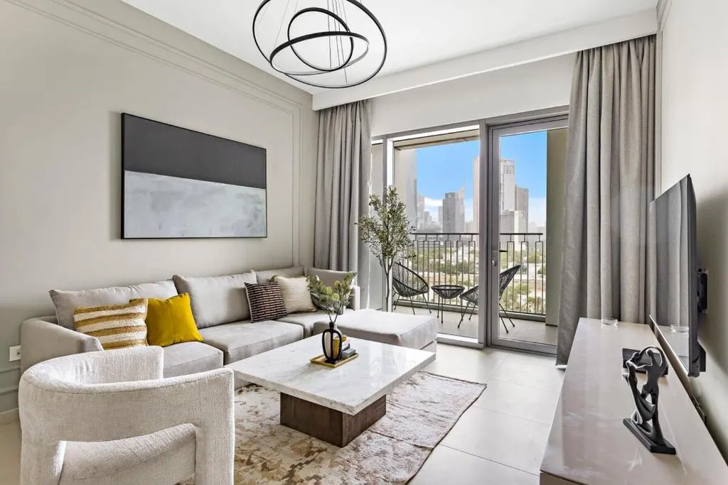 Silkhaus modern & chic 1BDR in new tower with pool & gym