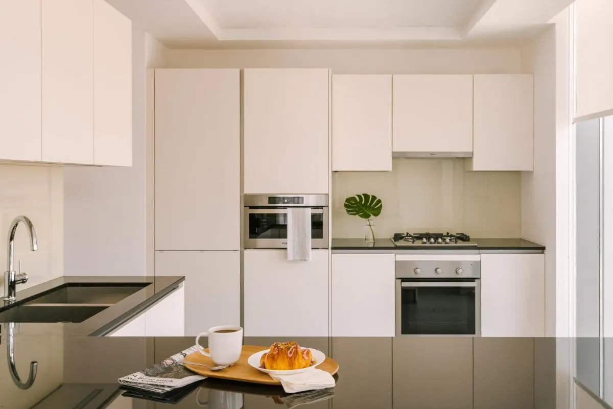 Sonder Downtown Towers - 3