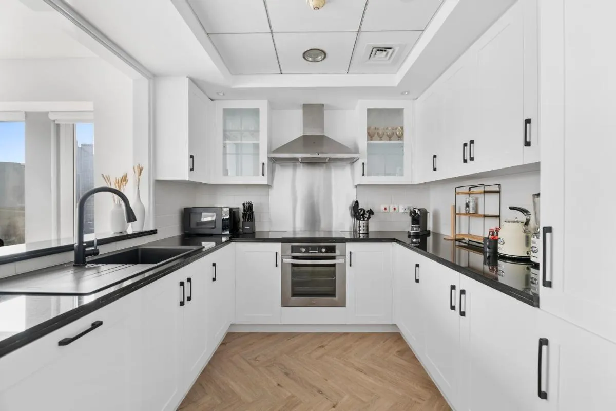 Sophisticated 1BD w incredible Burj Khalifa views - 3