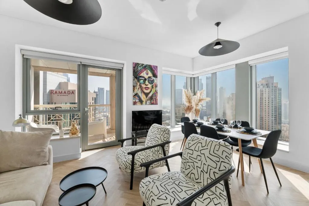 Sophisticated 1BD w incredible Burj Khalifa views
