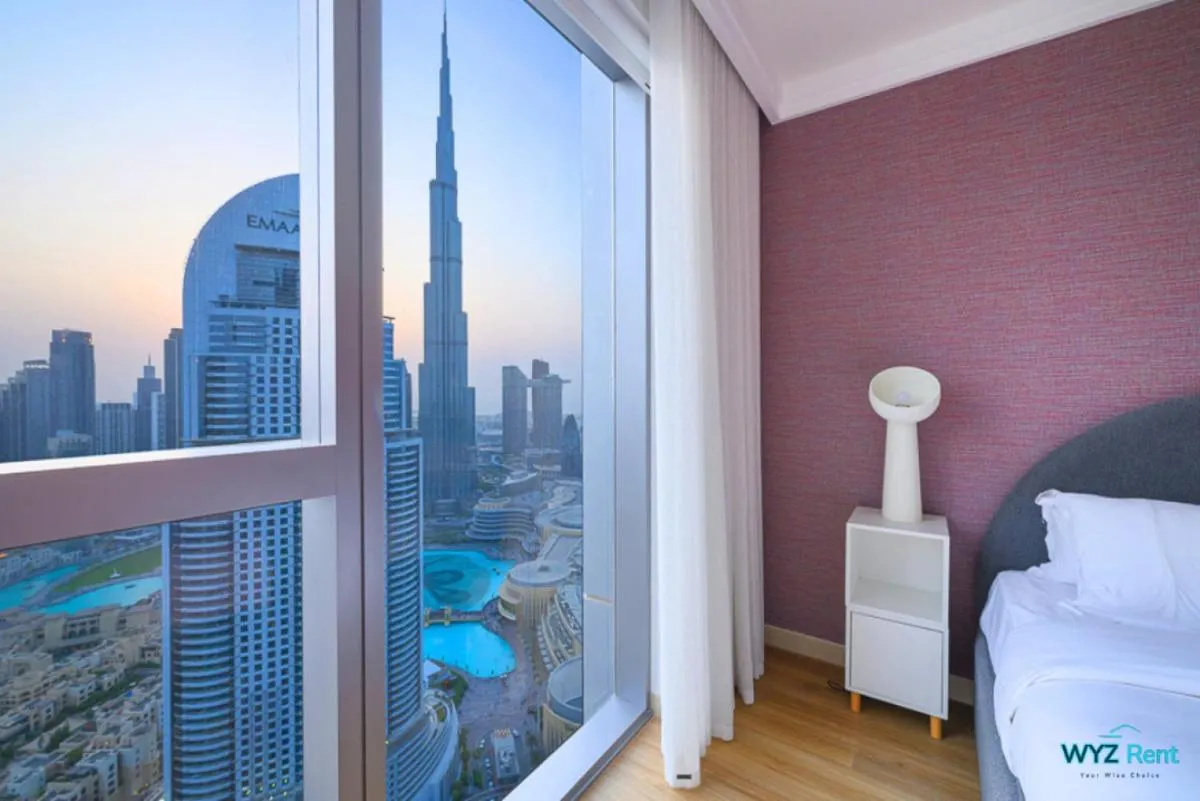 Spectacular 3 & Half BR in Downtown ,Burj Khalifa View - 2