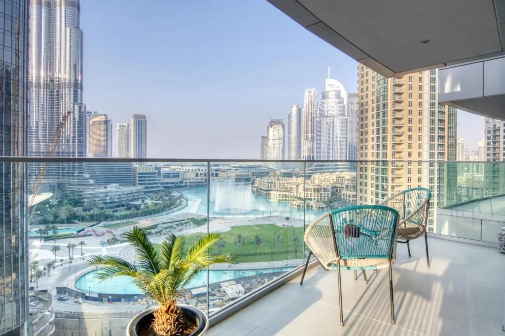 Spectacular Views of Burj & Fountain – 2 BR