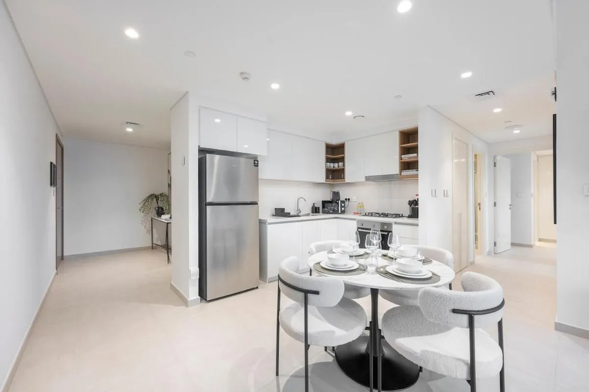 Stay comfortably in spacious 2bedroom apartment in Downtown - 2
