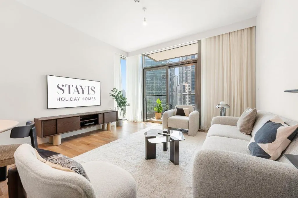 Stayis -Ultra Luxurious 2 BR with City skyline view