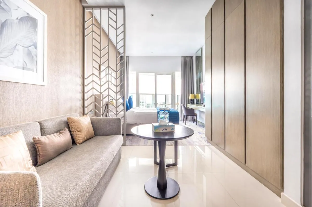 Studio Apartment in DAMAC Maison Prive Businessbay – Dubai Canal View - 2