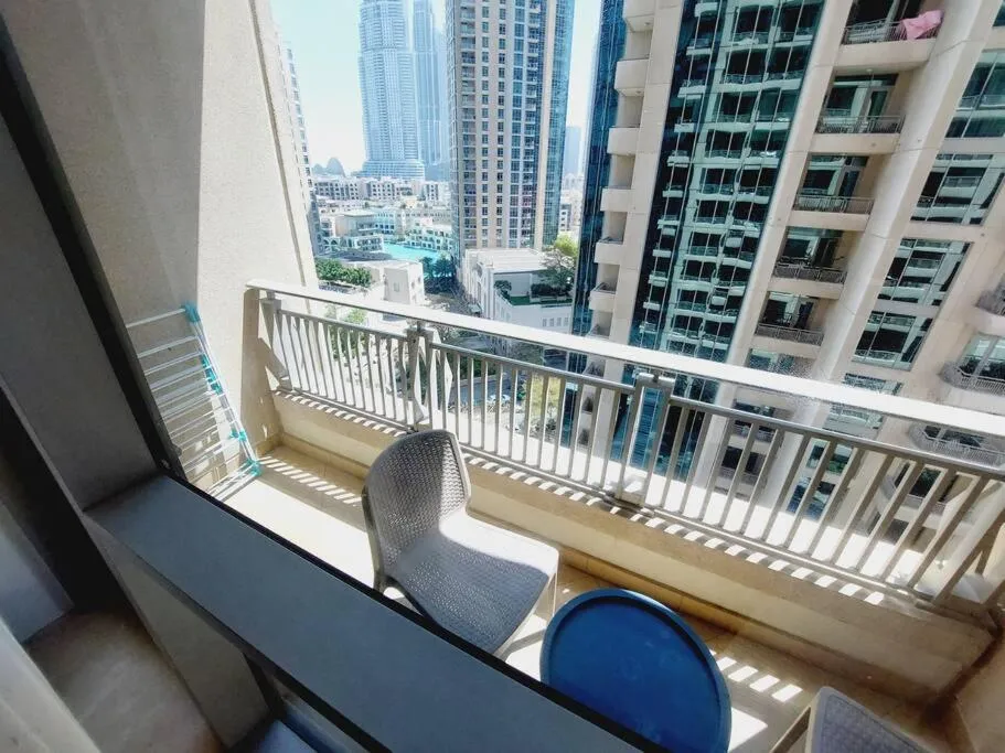 Studio for rent close to Burj Khalifa &Dubai mall. - 2