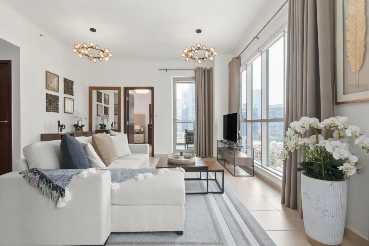 Stunning 1-Bedroom Apartment with full Burj Khalifa View – 5-min walk to Dubai Mall - 2
