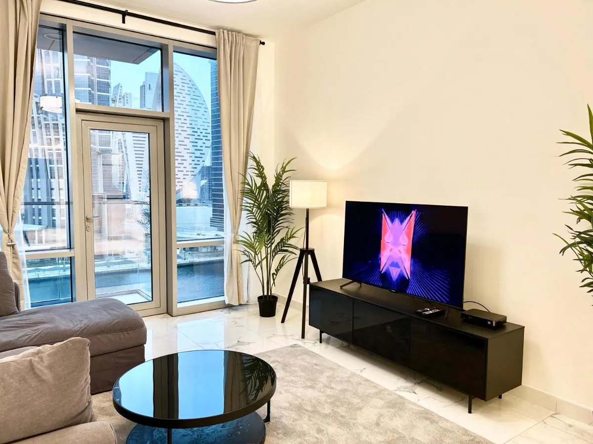 Stunning 1Bedroom with balcony in Al Habtoor city - 3