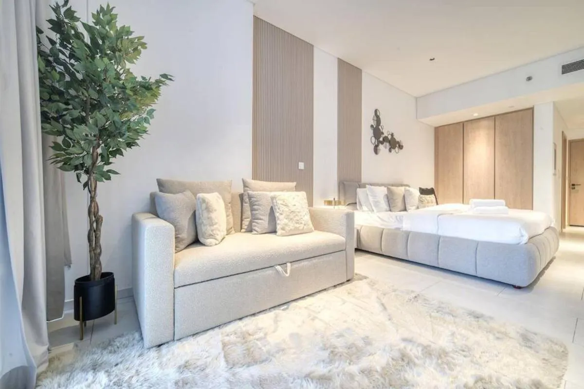 Stunning Studio in Business Bay Dubai - 2