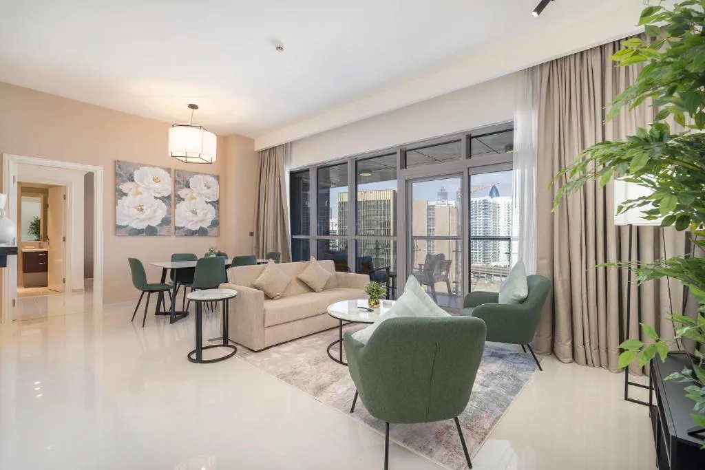 Stylish Stayz beautiful modern apartment with Burj Khalifa views
