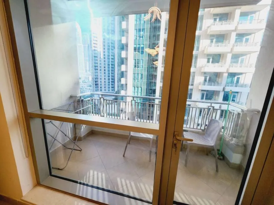 Stylish Studio for rent close To Burj Khalifa at Downtowen Dubai - 2