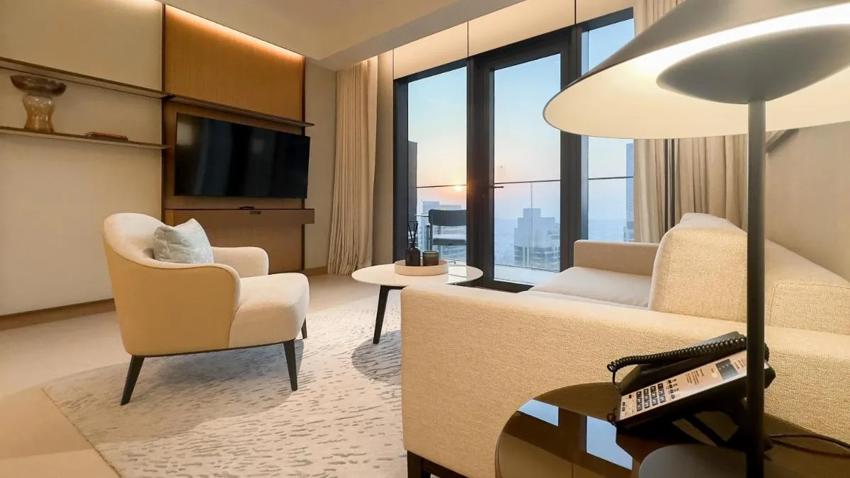 The Address Opera High floor 1 Bedroom Seaview - 2