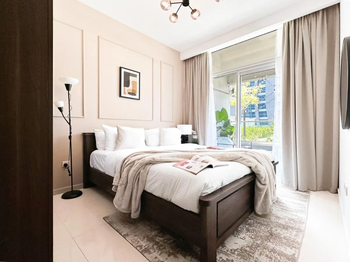 Trophy – Blossom Suites w Balcony Garden & Canal View - 3
