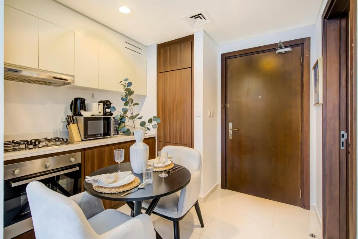 Trophy – Springs Suite with Cozy Balcony Garden - 2