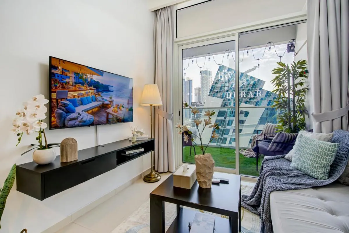 Trophy – Springs Suite with Cozy Balcony Garden - 3
