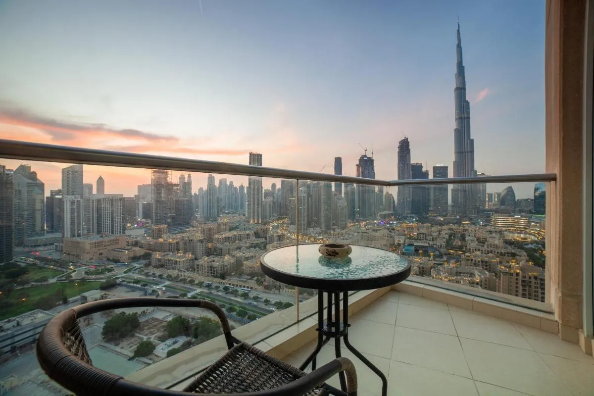 Upgraded Apartment with Stunning Burj Khalifa View - 3